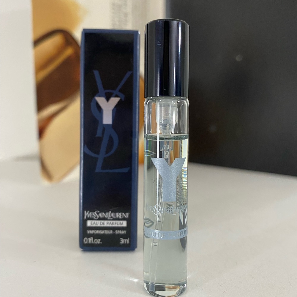 YSL Yves Saint Laurent Eau De Parfum EDP Spray, Travel Size, 0.1 OZ / 3 ML, NWB